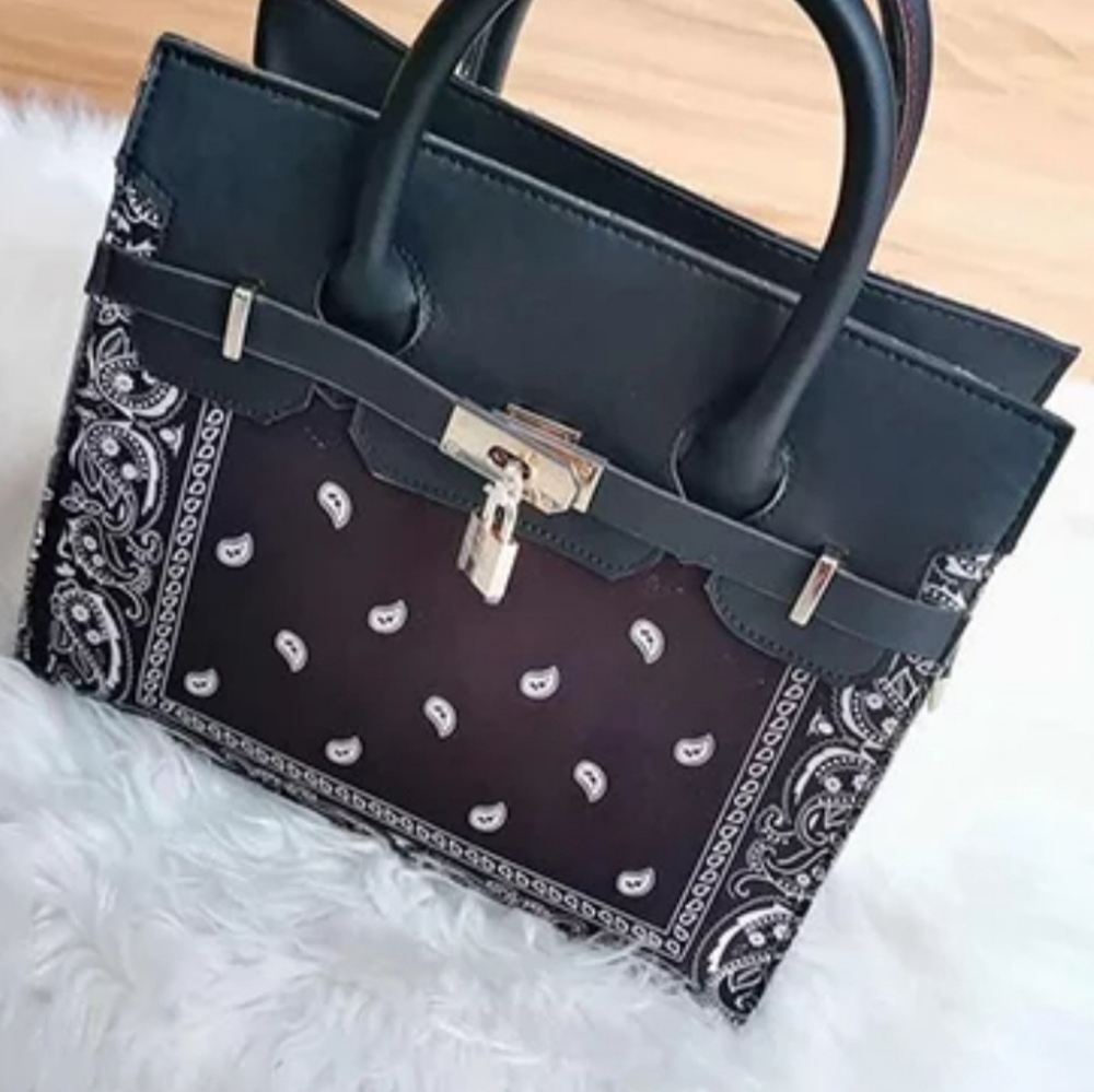 Black bandana print handbag purse